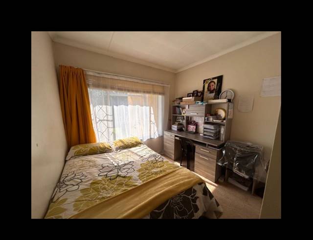 4 bed property to rent in ALLEN GROVE